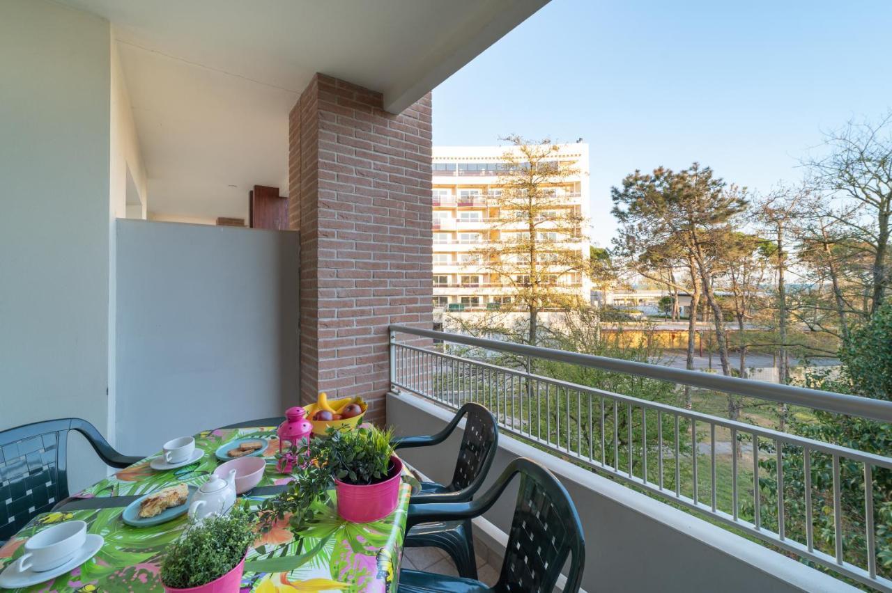 Residenza Al Parco Aparthotel Bibione Luaran gambar