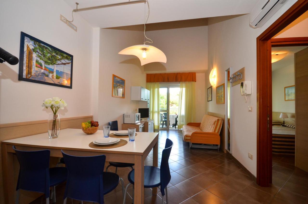 Residenza Al Parco Aparthotel Bibione Luaran gambar
