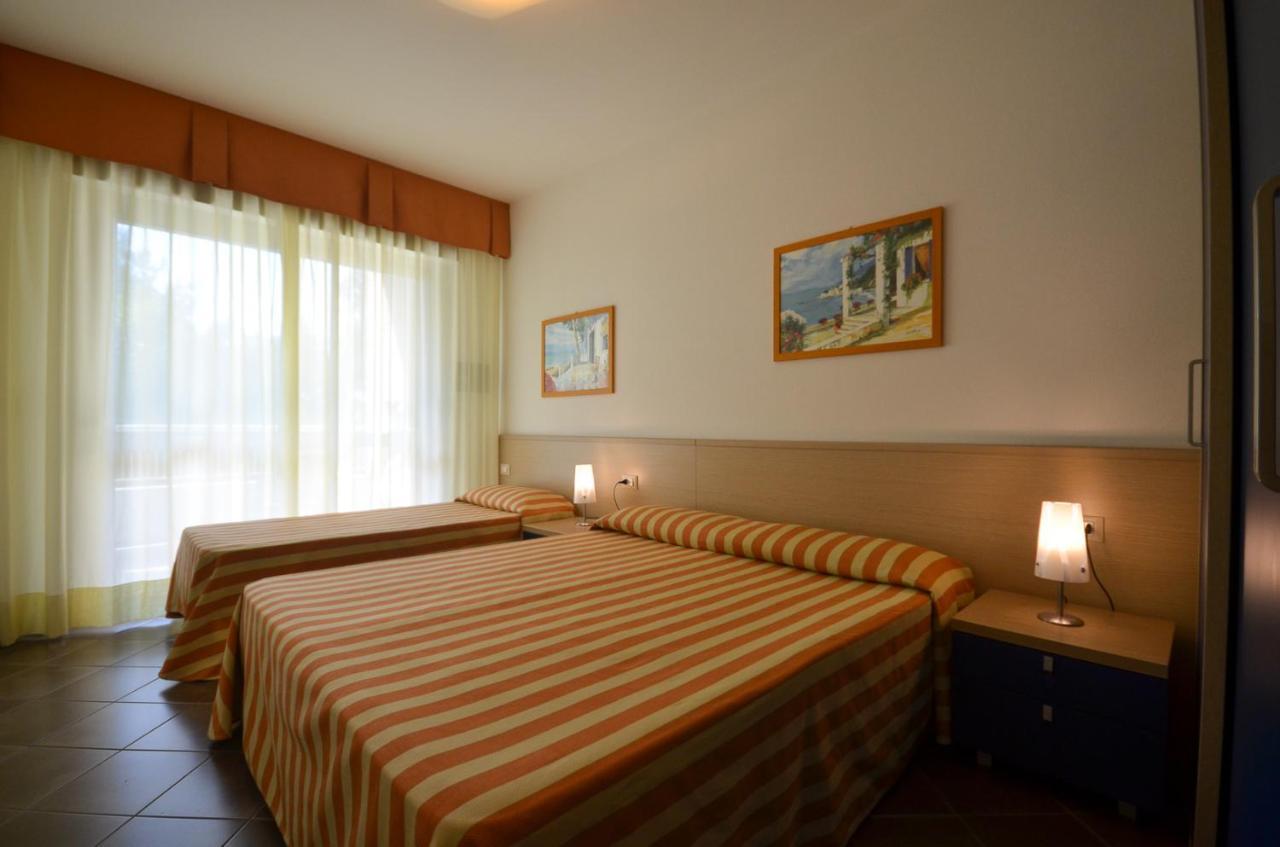 Residenza Al Parco Aparthotel Bibione Luaran gambar