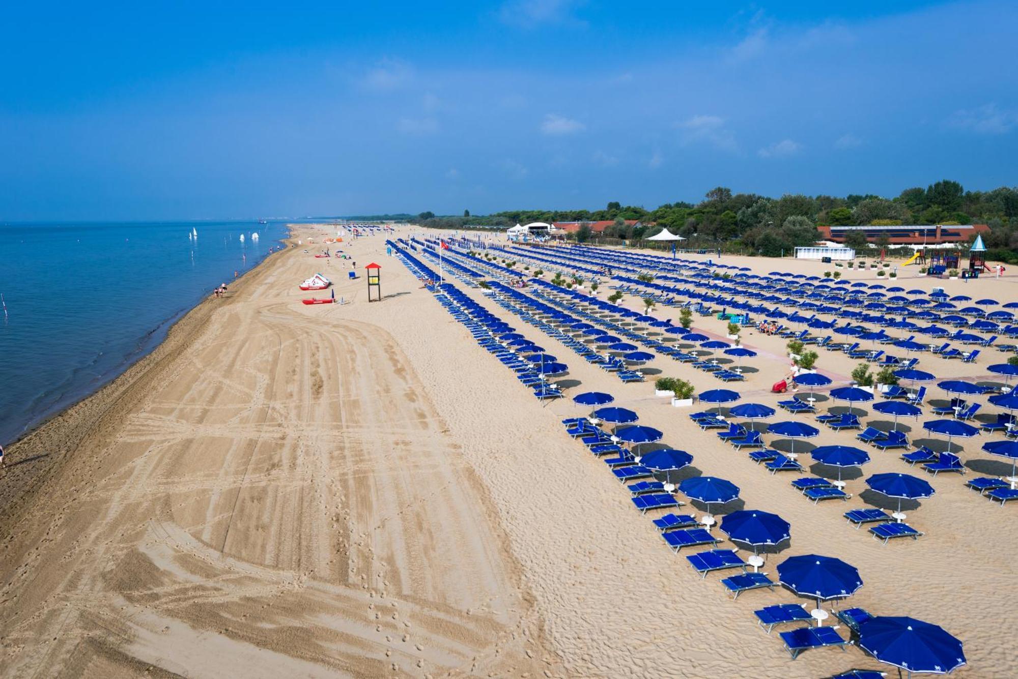 Residenza Al Parco Aparthotel Bibione Luaran gambar