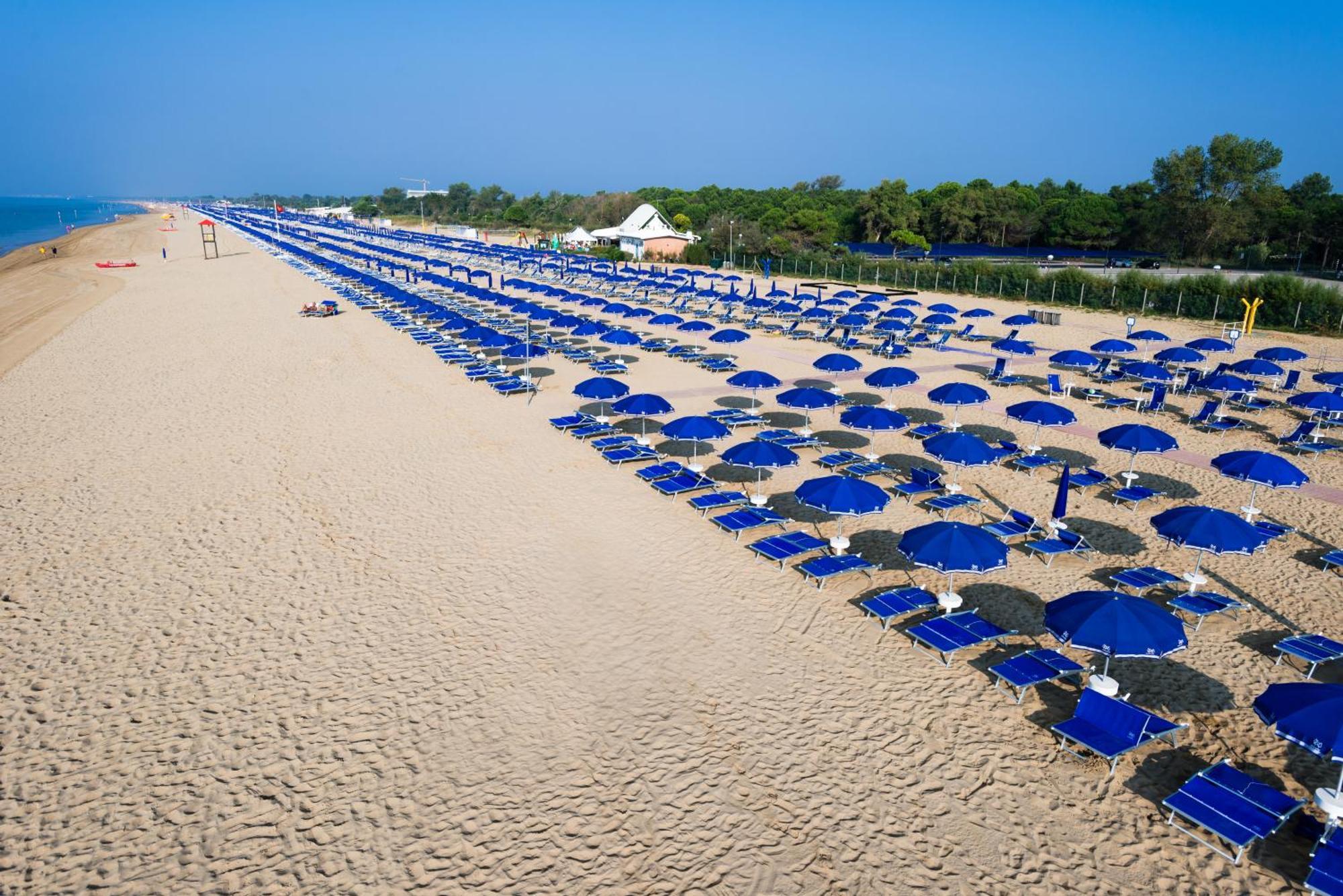 Residenza Al Parco Aparthotel Bibione Luaran gambar