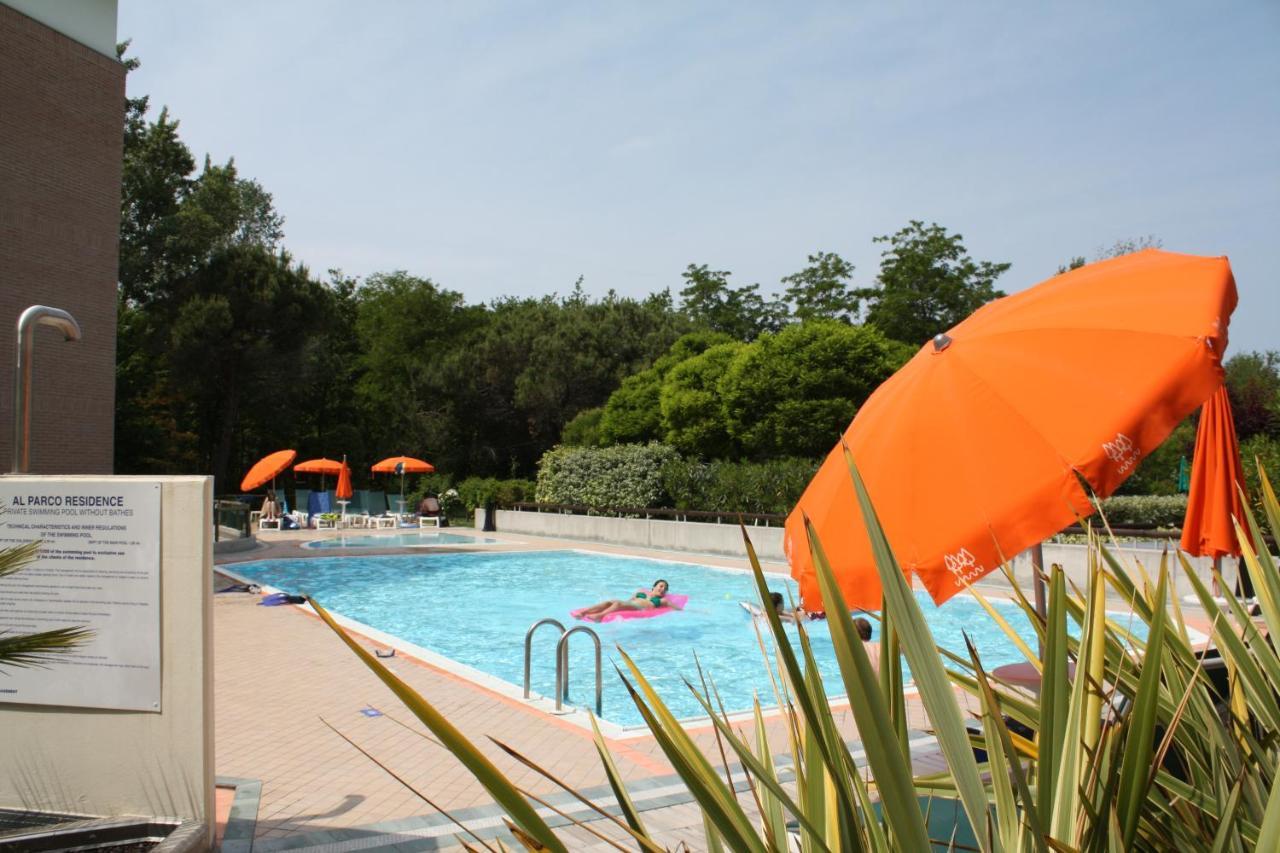 Residenza Al Parco Aparthotel Bibione Luaran gambar